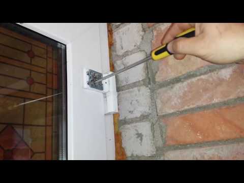 Video: Kā ieeļļot durvju aizbīdni?