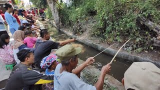 MONSTER CATFISH FISHING COMPETITION IN THE CHANNEL TO CELEBRATE THE 79TH INDONESIAN INDEPENDENCE ...