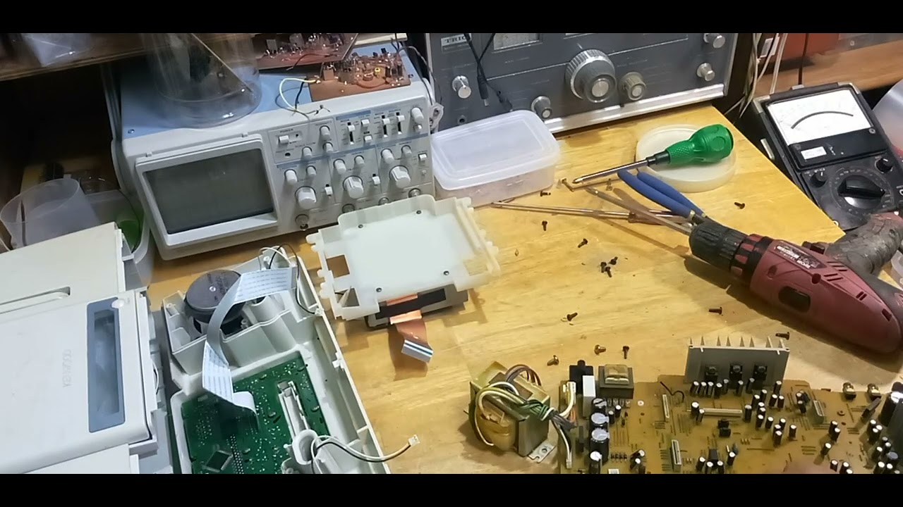 KENWOOD MDX L1 CD・MD・ラジオ分解（パーツ取り） - YouTube