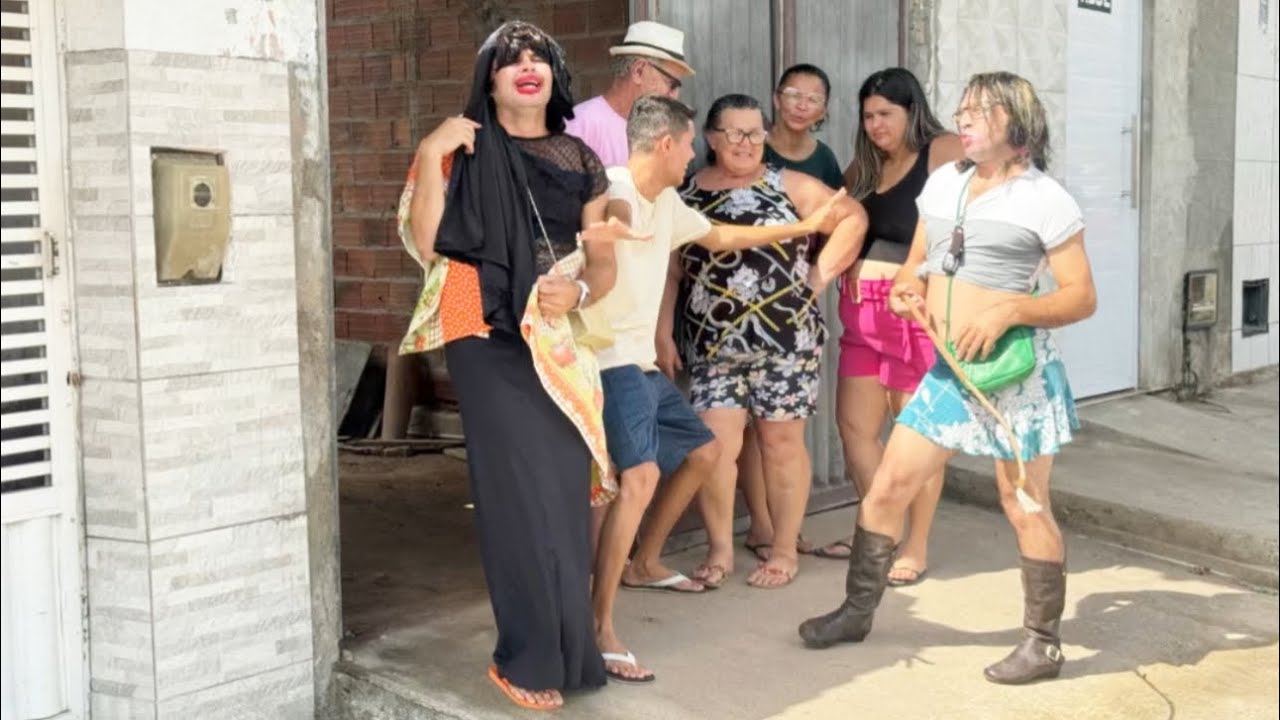 As Namoradas De Chiquinho / Foram Mandar Logo Billu Comprar o Bolo😂