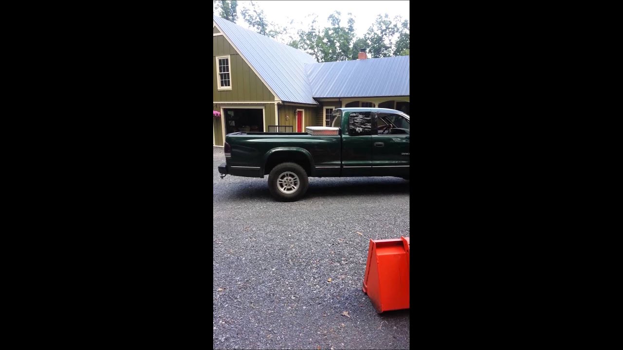 2000 Dakota 4.7L exhaust... LOUD YouTube