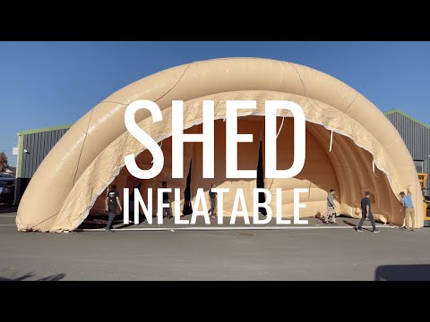 Hangar gonflable militaire de grande taille, enveloppe PVC 0.45 mm double peau capitonnée, ventilé par turbines en permanence, fabrication sur mesure