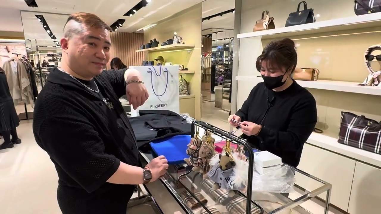 Keung To 姜濤 ： Burberry中秋節禮物🎁+ GQ潮流文化祭禮物🎁