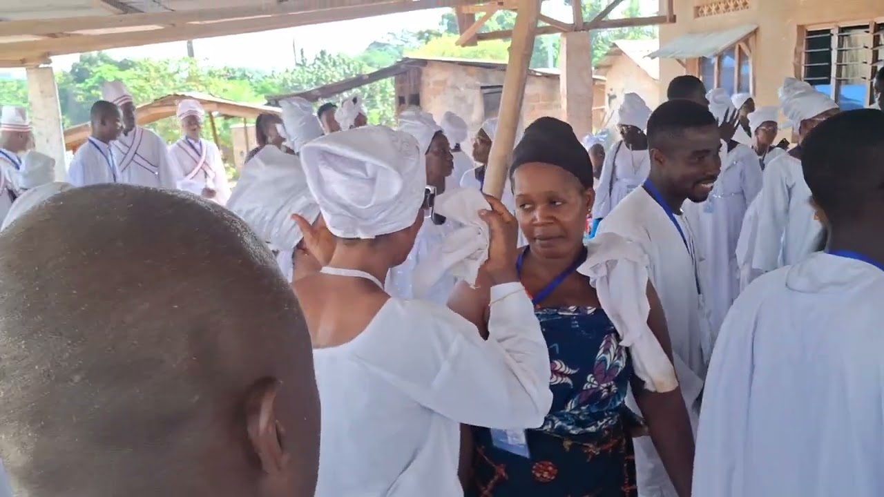 DIMANCHE 25 JANVIER 2026,DANSE DE RÉJOUISSANCE, ÉGLISE LOCALE DE BOBIADOUKOU. 