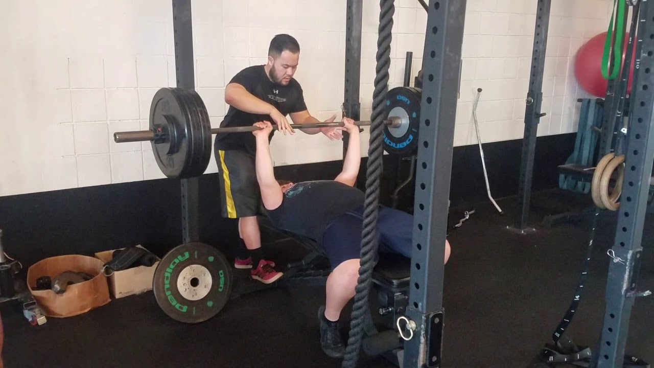 13 Year Old Bench Presses 255 Lbs YouTube 13 Year Old Bench Presses 255 Lbs YouTube