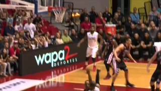 Alex Abreu #11 de los Santeros de Aguada