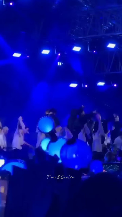 Did Vmin kissed or the angle is wrong?? #shorts #vmin  #viralshorts