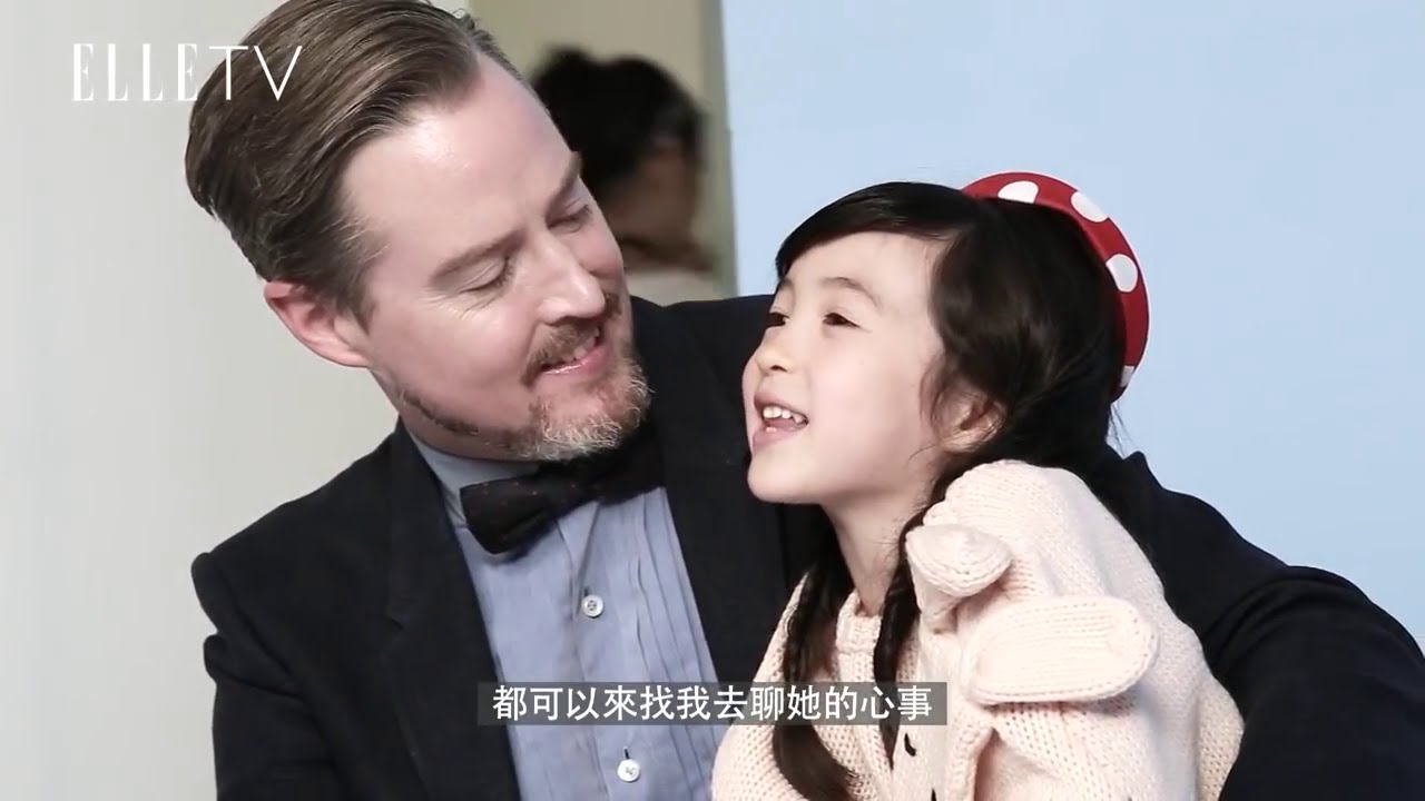 夏克立 希望夏天Poppy 永遠把他當朋友 有不開心的事都能跟Daddy分享20150807 - YouTube