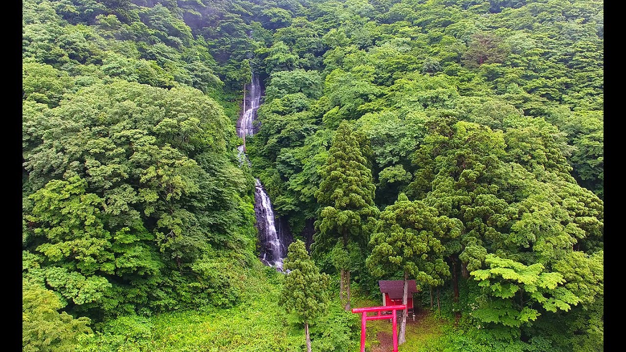 白糸の滝 山形県最上郡戸沢村 4K空撮 YouTube