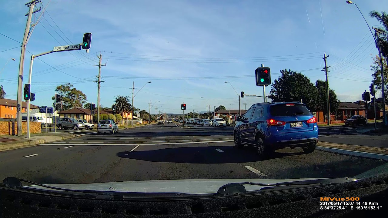 Dash Cam Of Lady who Lost her car Wheel on Windang Bridge