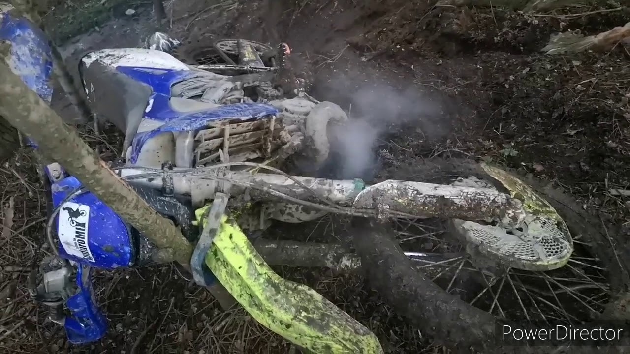 Dirt bikes crash YouTube