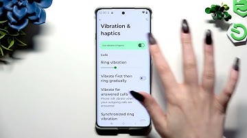 MOTOROLA RAZR 2025 – How to Enter Vibration Settings