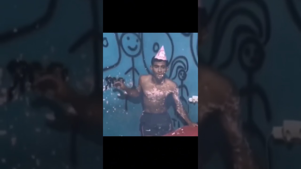 birthday bumbs ❌ birthday bombs ✅😂