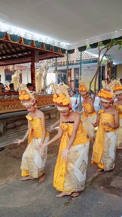 Tari Rejang Dewa