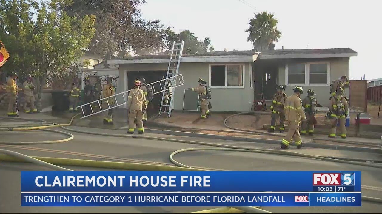 Firefighters battle house fire in Clairemont Mesa West - YouTube