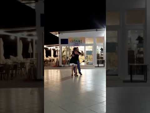 Il GIRO nel TANGO: demo classe a cura di Matteo Aringoli & Olha Voloshyn di Pasion Tango Asd