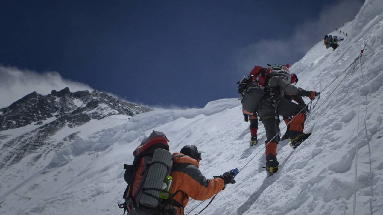 4 PEAKS IN 4 WEEKS TRAILER