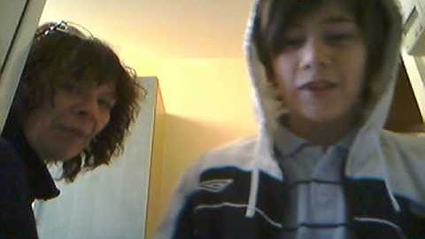 Testing webcam on Advent 4489 Netbook