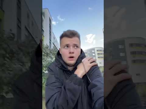 Как ходит в шкОлу 1 и 2 смена 😂 #shorts