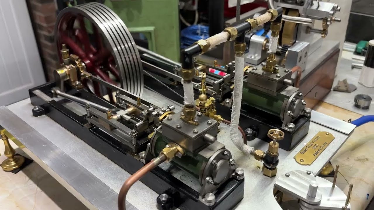 STUART TWIN VICTORIA MILL STEAM ENGINE MACHINED BY ANDREW DAVIES (MODEL ENGINEERING ADVENTURES)