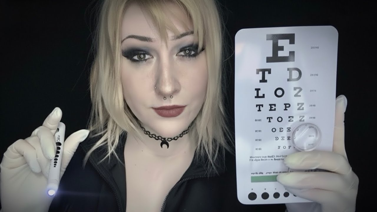 ASMR | Friend Gets Something Out of Your Eye 👀🔦