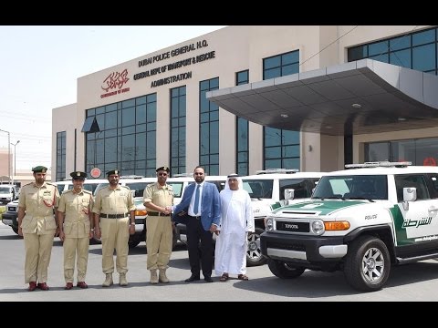 شرطة دبي تضيف تويوتا اف جيه كروزر الى اسطول سياراتها
