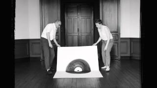 Tlife.gr La Petit Robe Noir Teasing