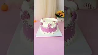 Mastering Cake Decoration: A Beautiful and Delicious Journey