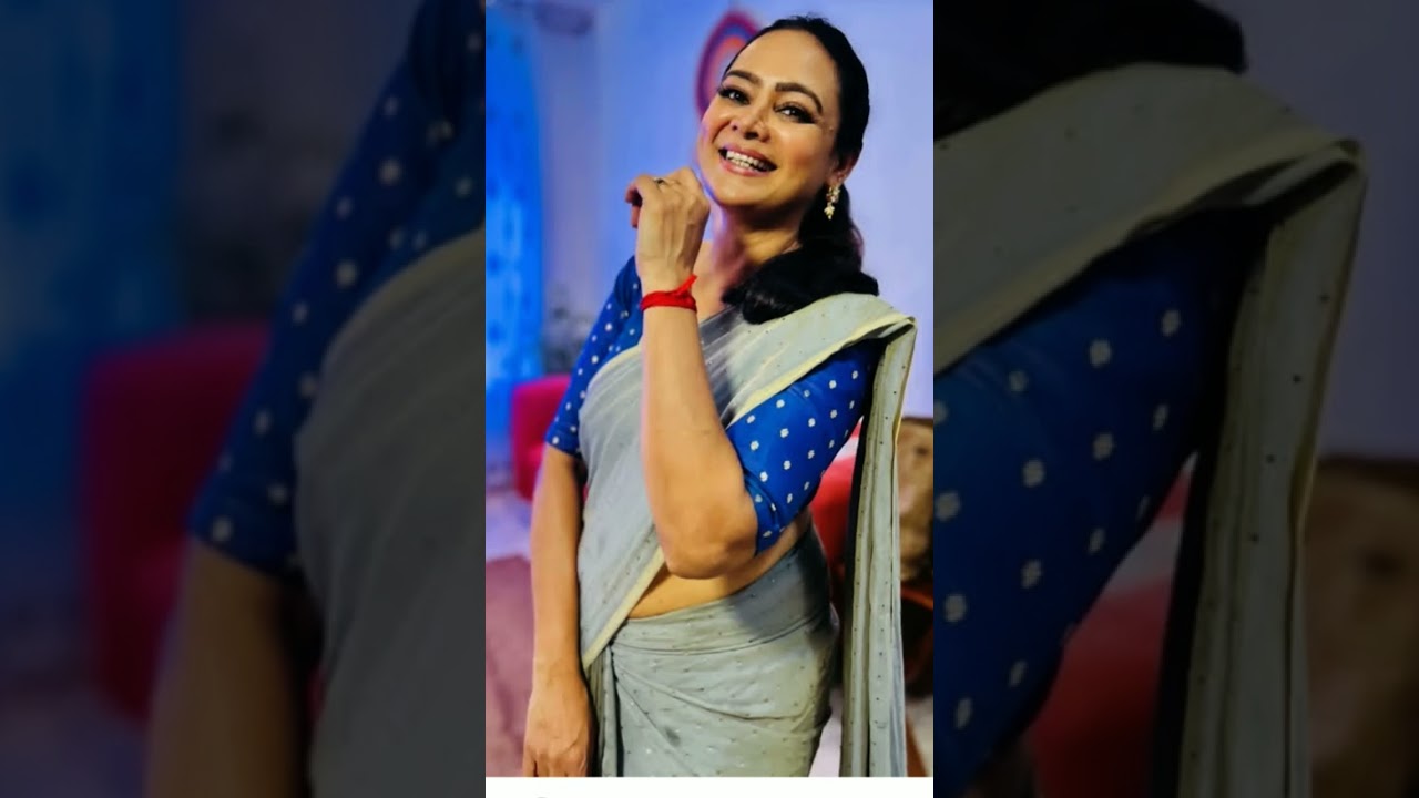 Reena Basheer latest saree🥵