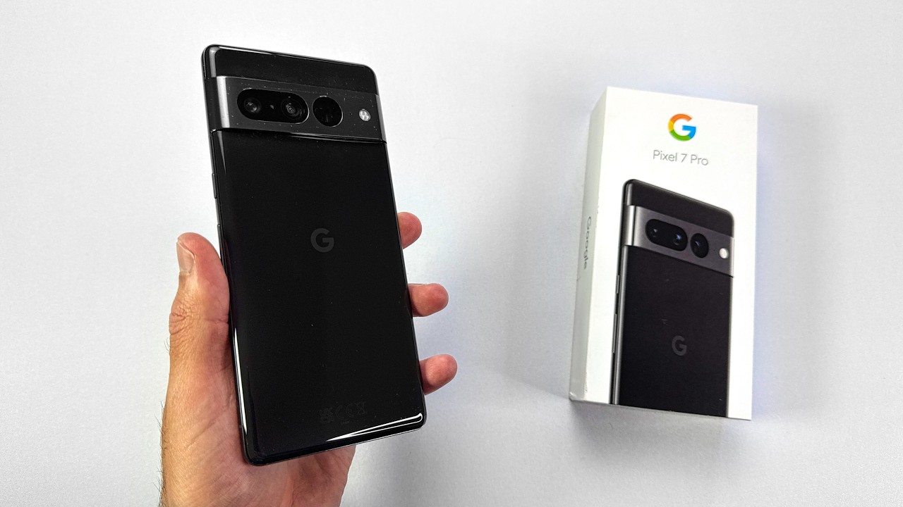 Google Pixel 7 Pro 本体 ブラック Google Pixel 7 Pro in 2026… Still Worth It? 😳 - YouTube