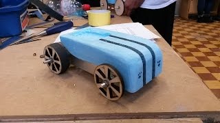 ✔  University of Leeds Year 1         # Elastic Powered Buggy