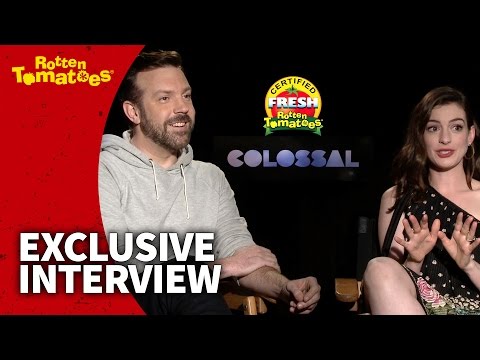 Anne Hathaway Jason Sudeikis Are Certified Fresh Exclusive Colossal Interview 2017 