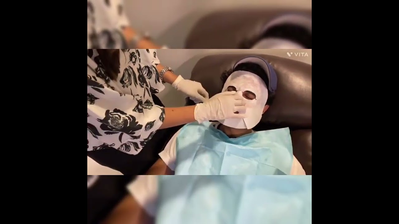 Umer Aalam 🤗face mask 😂