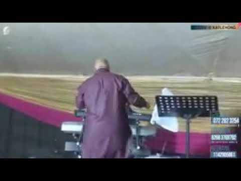 Amazulu avumile |Lungi Baram|