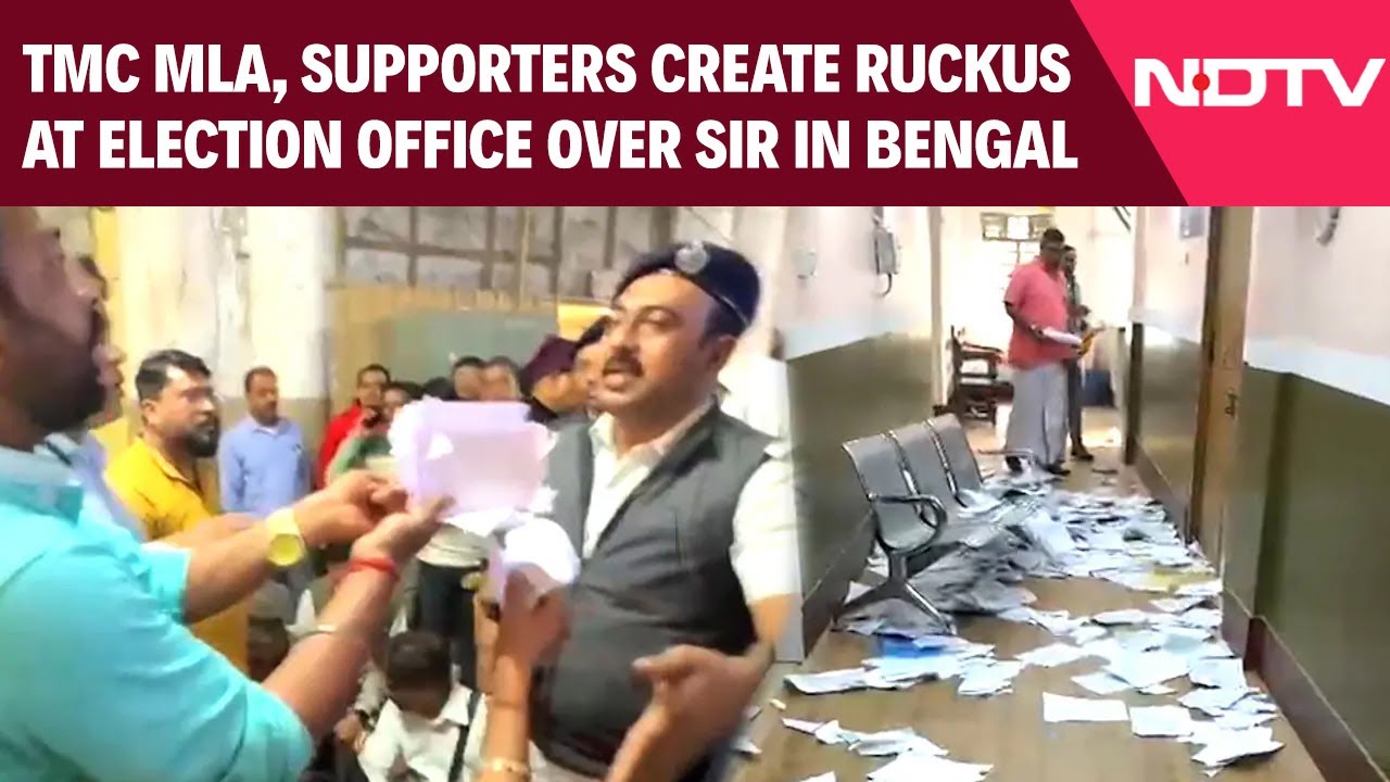 SIR Bengal | TMC MLA, Supporters Create Ruckus At Election Office Over SIR In Bengal