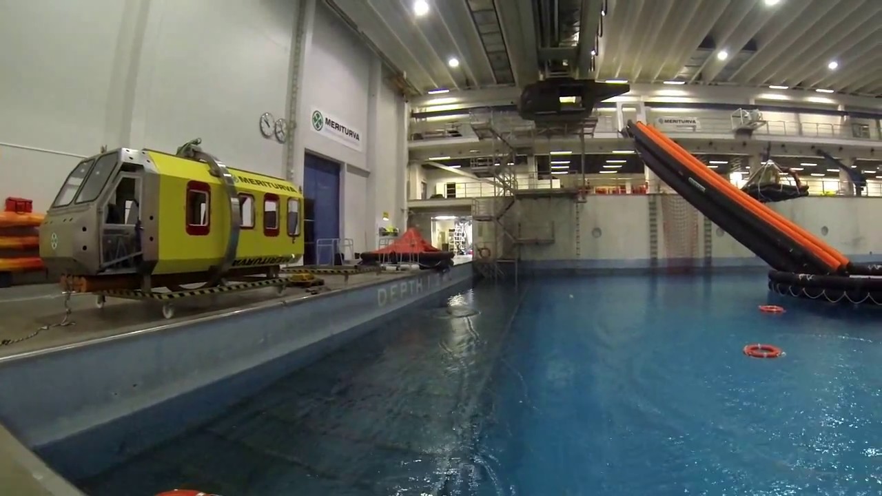 Veneilijän pelastautumiskurssi Meriturva