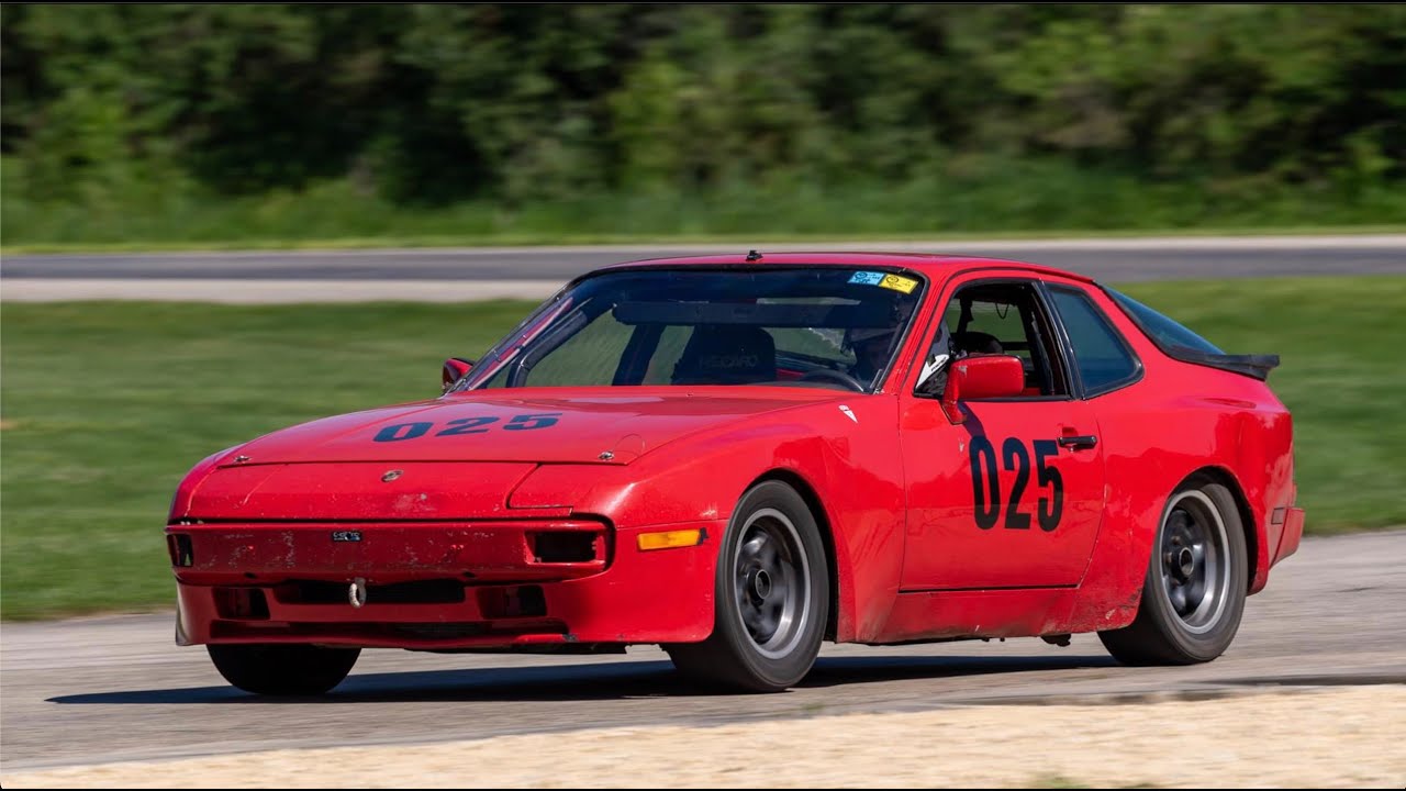 PORSCHE 944 vs. 911 Onboard | VSCDA Feature Race @ Blackhawk Farms Raceway
