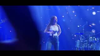 Sigrid - 'It Gets Dark' clip (Dublin, November 2022)