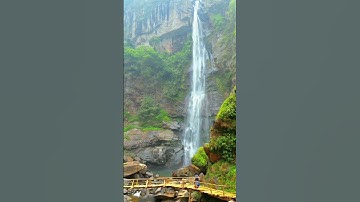 Háng Tề Chơ, Thác nước đẹp nhất Yên Bái