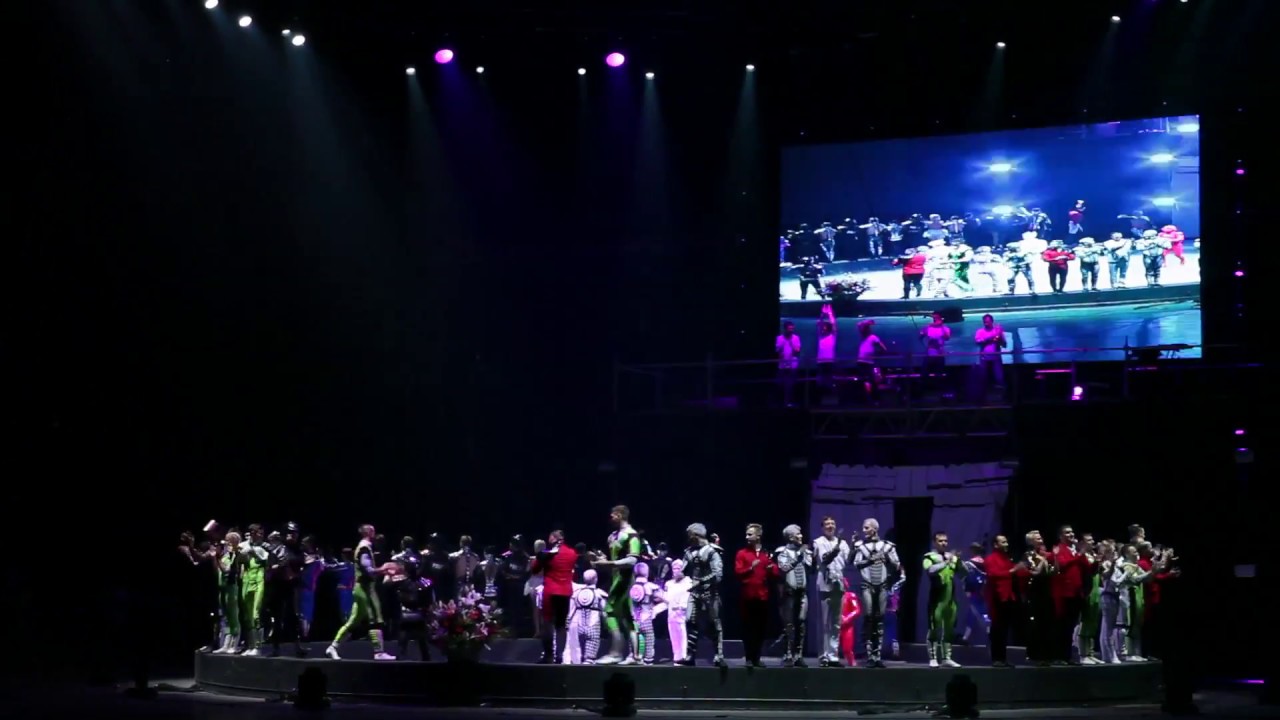 Премьера ЦиркUS 2.0 в Софии, Болгария, на Арена Армеец 20 мая 2017 года. Эпилог