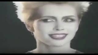 Toni Halliday - Child 1989