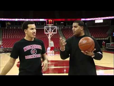 Video: Jim Jackson Net Worth: Wiki, Sposato, Famiglia, Matrimonio, Stipendio, Fratelli