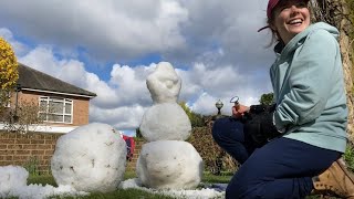 Snowman Building Timelapse - Olaf