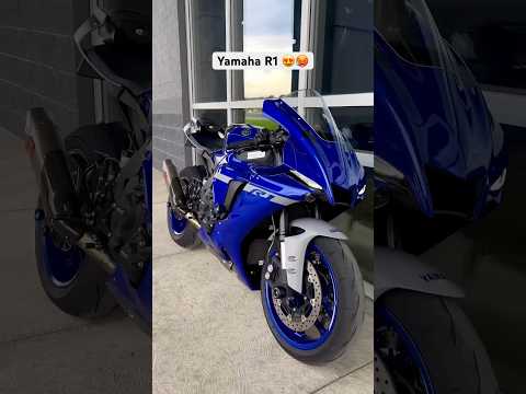 Yamaha R1 2024