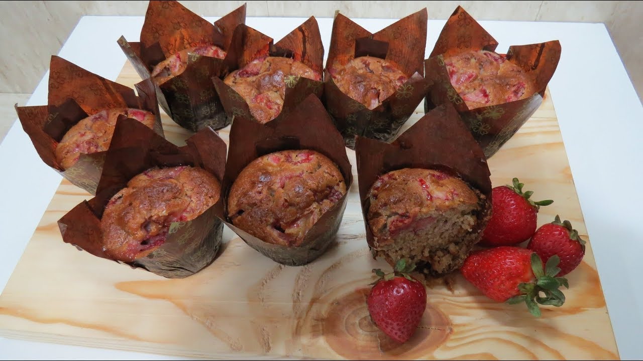 MUFFINS DE FRUTILLAS / LIGHT/ Silvana Cocina YouTube
