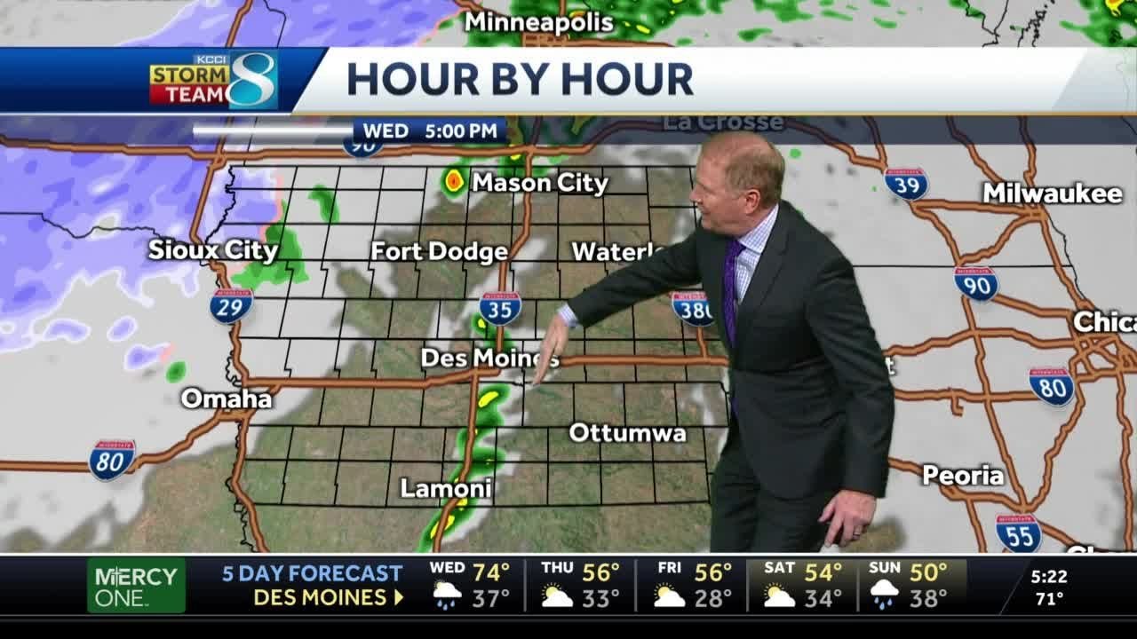 Clouds increase Tuesday evening, showers possible - YouTube