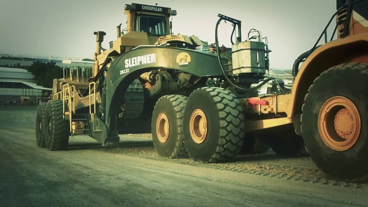 Sleipner DB120 transport system up to 120 tons drills and bulldozers - YouTube