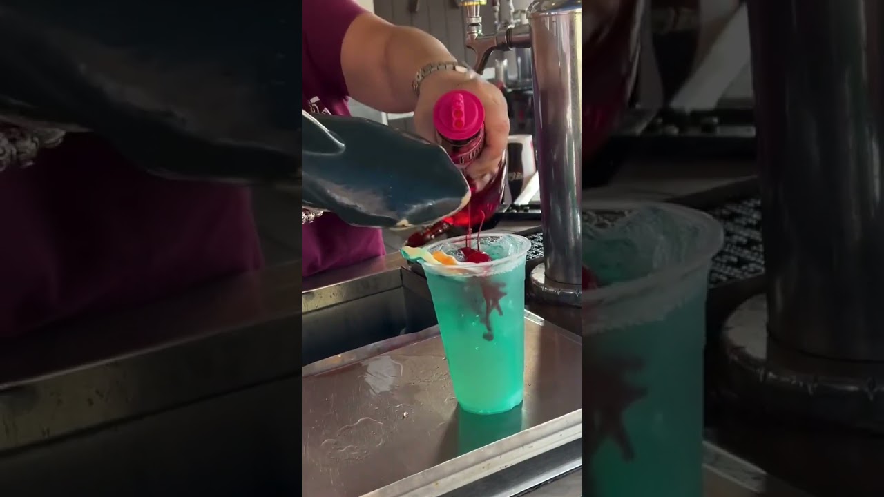 This Drink is a MUST @ Universal Orlando! 🍹 