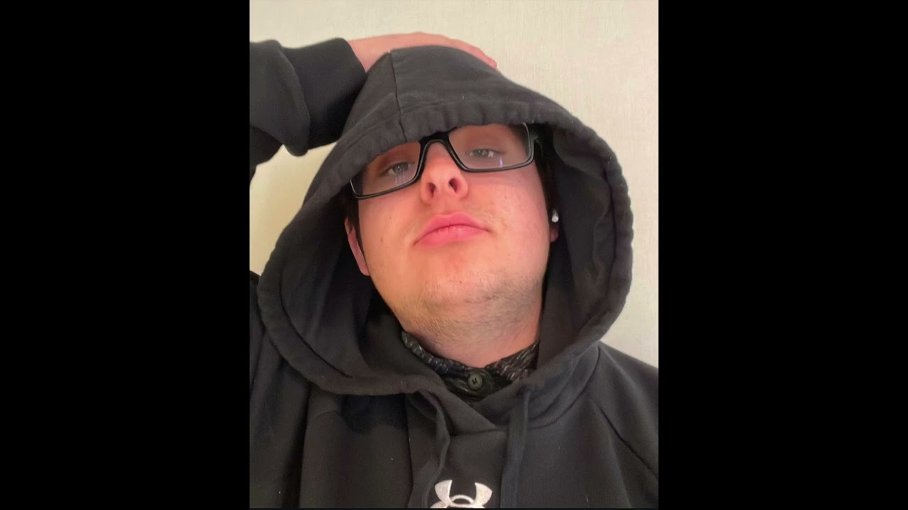 Смотреть «KyleTech - SURREAL (Official Audio)» на YouTube Смотреть «KyleTech - SURREAL (Official Audio)» на YouTube