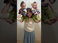 【初体験】ナニコレ珍双子 ママの双子赤ちゃん肩車👶👶(twins on shoulders) #Shorts